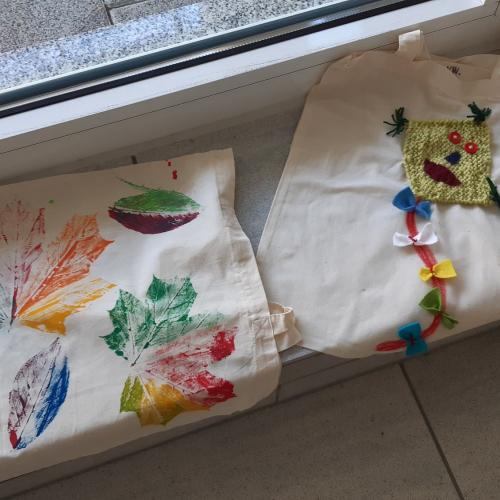 Textildruck mit Blättern