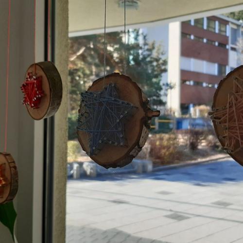 Stern auf Astscheibe 5