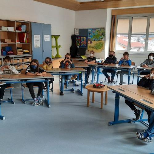 Onlinetheater - Wedel und Krebsenspeck