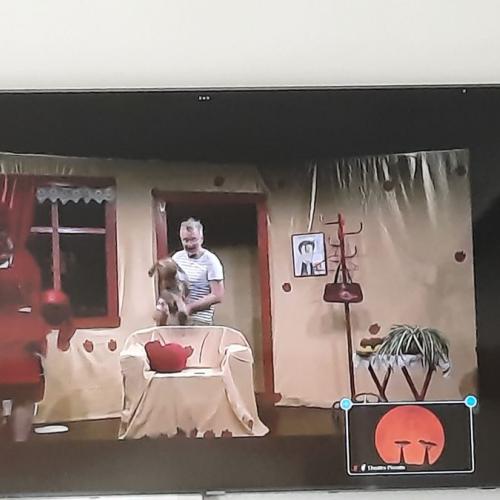 Onlinetheater - Wedel und Krebsenspeck