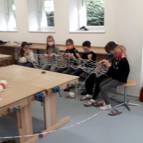 Werken - stricken eines Netzes