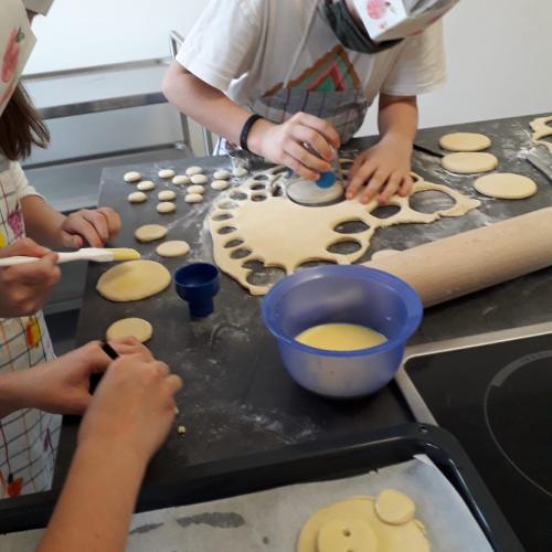 Apfeltaschen und Glücksschwein
