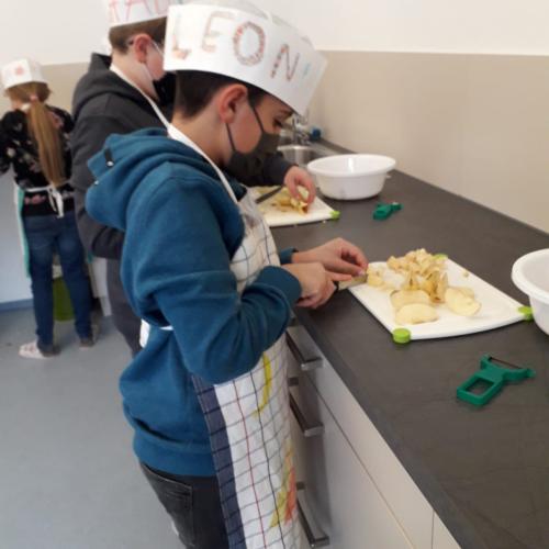 Apfeltaschen und Glücksschwein