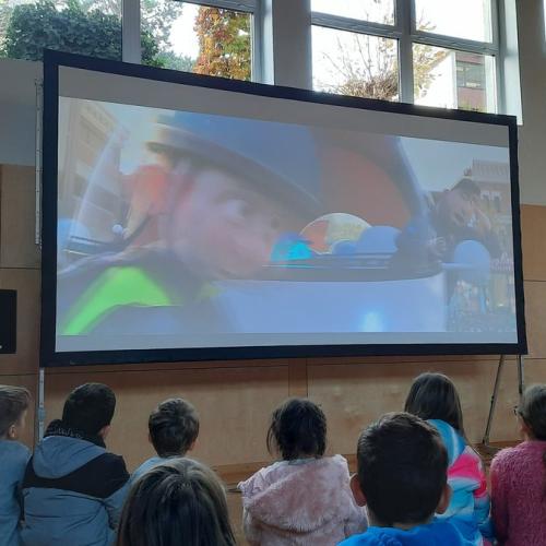 Schulfilm - Ron läuft schief