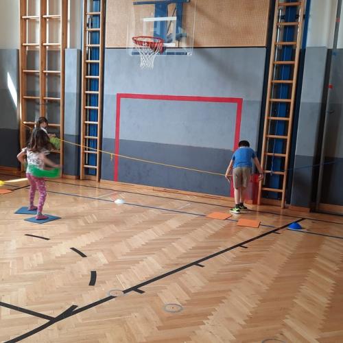 Besuch von Hopsi Hopper im April