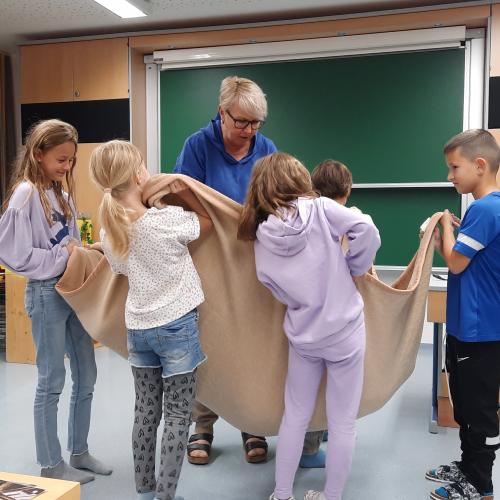 Umweltbildungsprogramm - Lebensmittel gehören nicht in den Müll