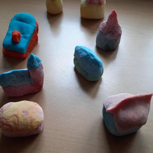 Ein Dorf aus Knetmasse