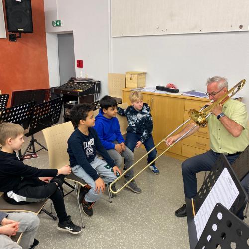 Musikkapelle Perjen Besuch2