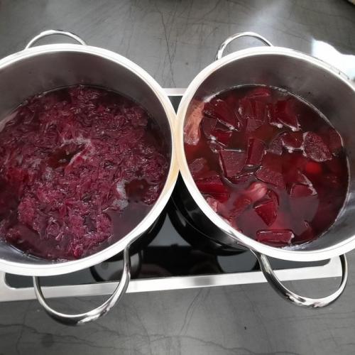 Eier mit Naturfarben färben