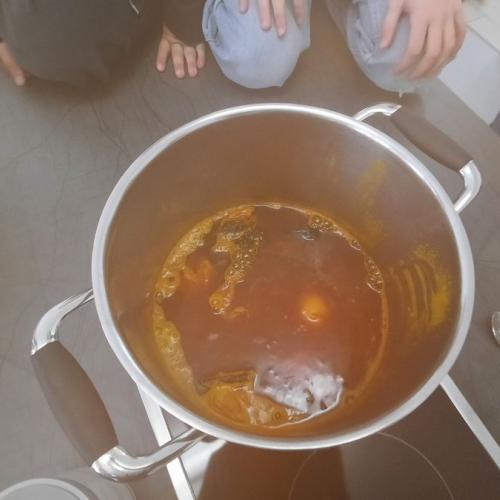 Eier mit Naturfarben färben