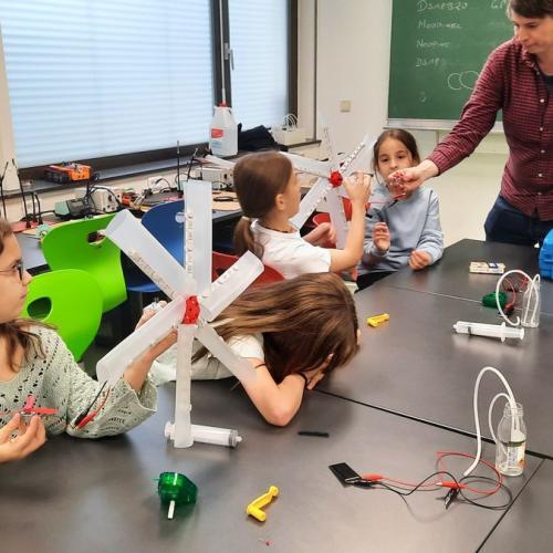 Besuch im Mint-Lab Oberland