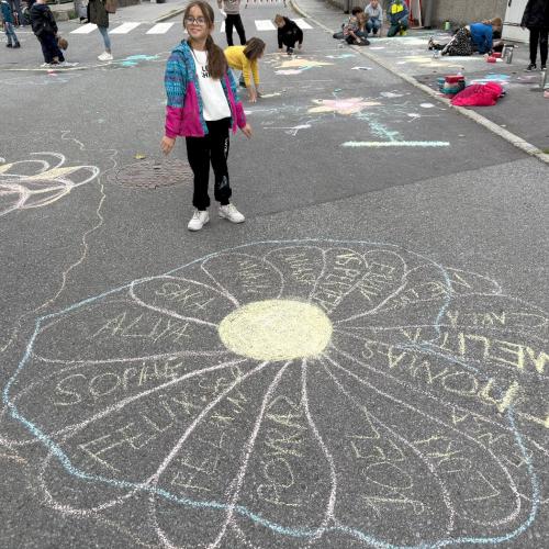 Schulstraße bemalen