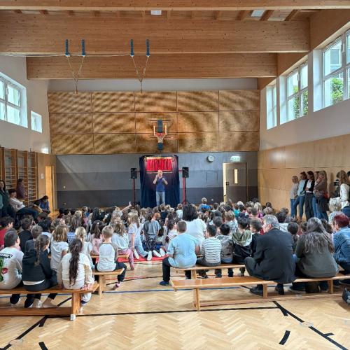 Schulstraße bemalen