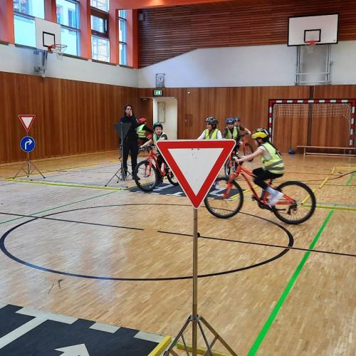 Radfahrübung - Teil zwei